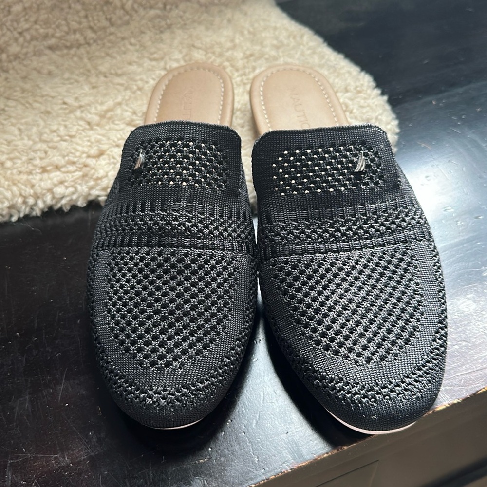 Nautica black mules